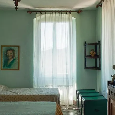 Historical Close To Cinque Terre * Beverino